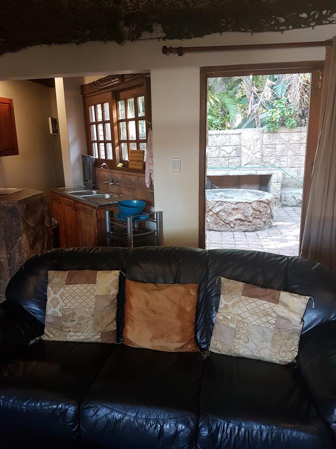 Oppi Rotse Guesthouse Saint Lucia Estuary Екстериор снимка