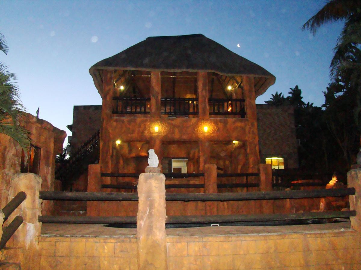 Oppi Rotse Guesthouse Saint Lucia Estuary Екстериор снимка